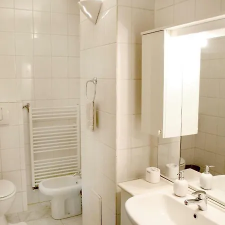Ultra-spacious Close To The Central Park